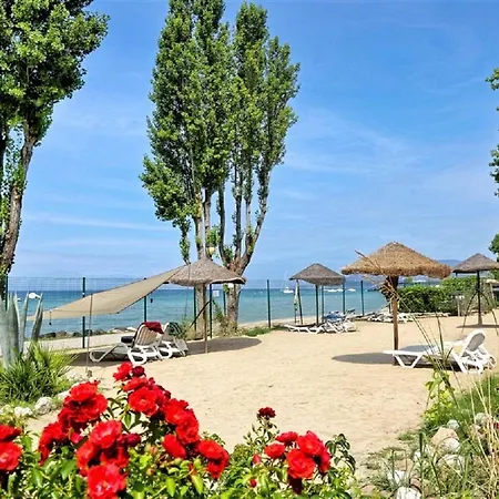 مكان تخييم Victoria Mobilehome In Cisano San Vito *